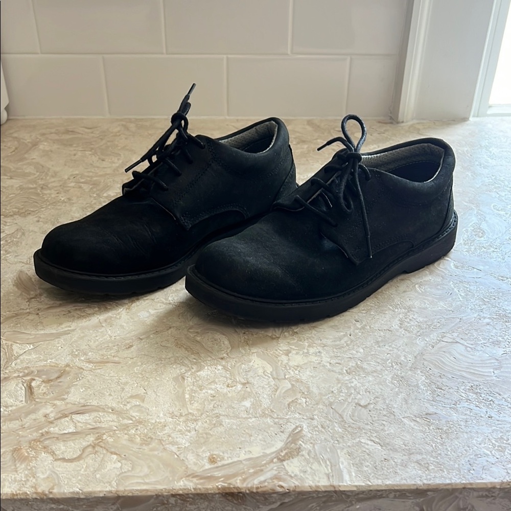 Boys school issue dress shoes black size 5.5